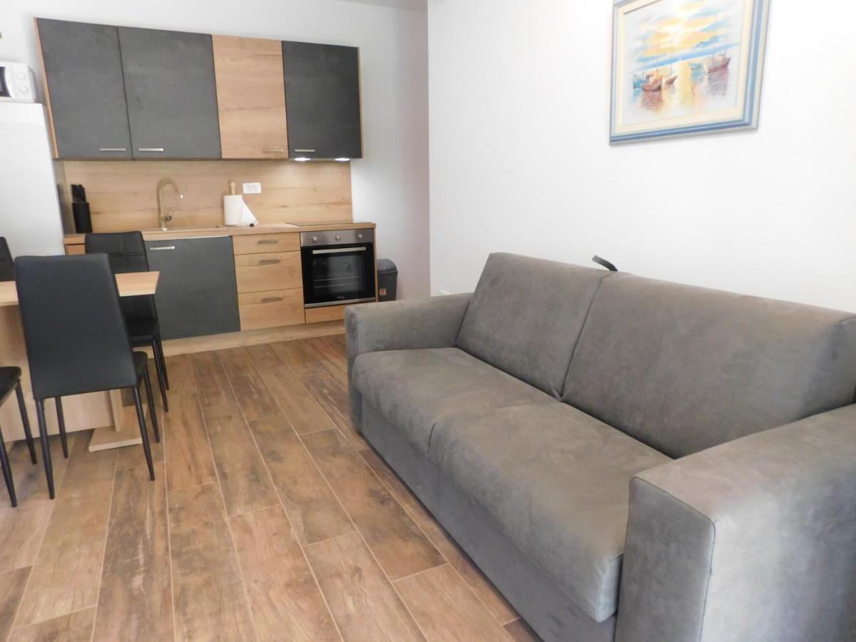Active Chillax Oasis Apartments Ankaran Exteriér fotografie